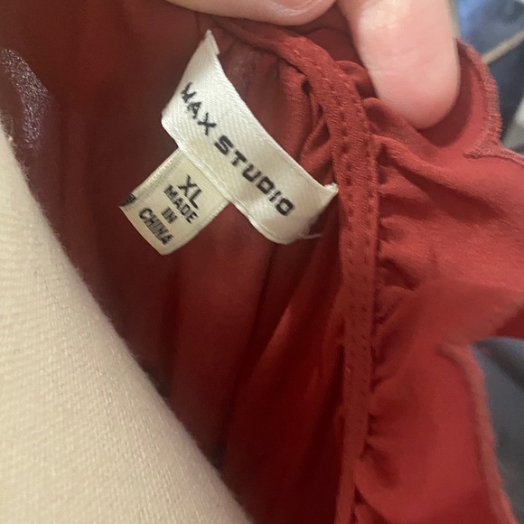 Max Studio Red Ruffled Blouse - Picture 4 of 4